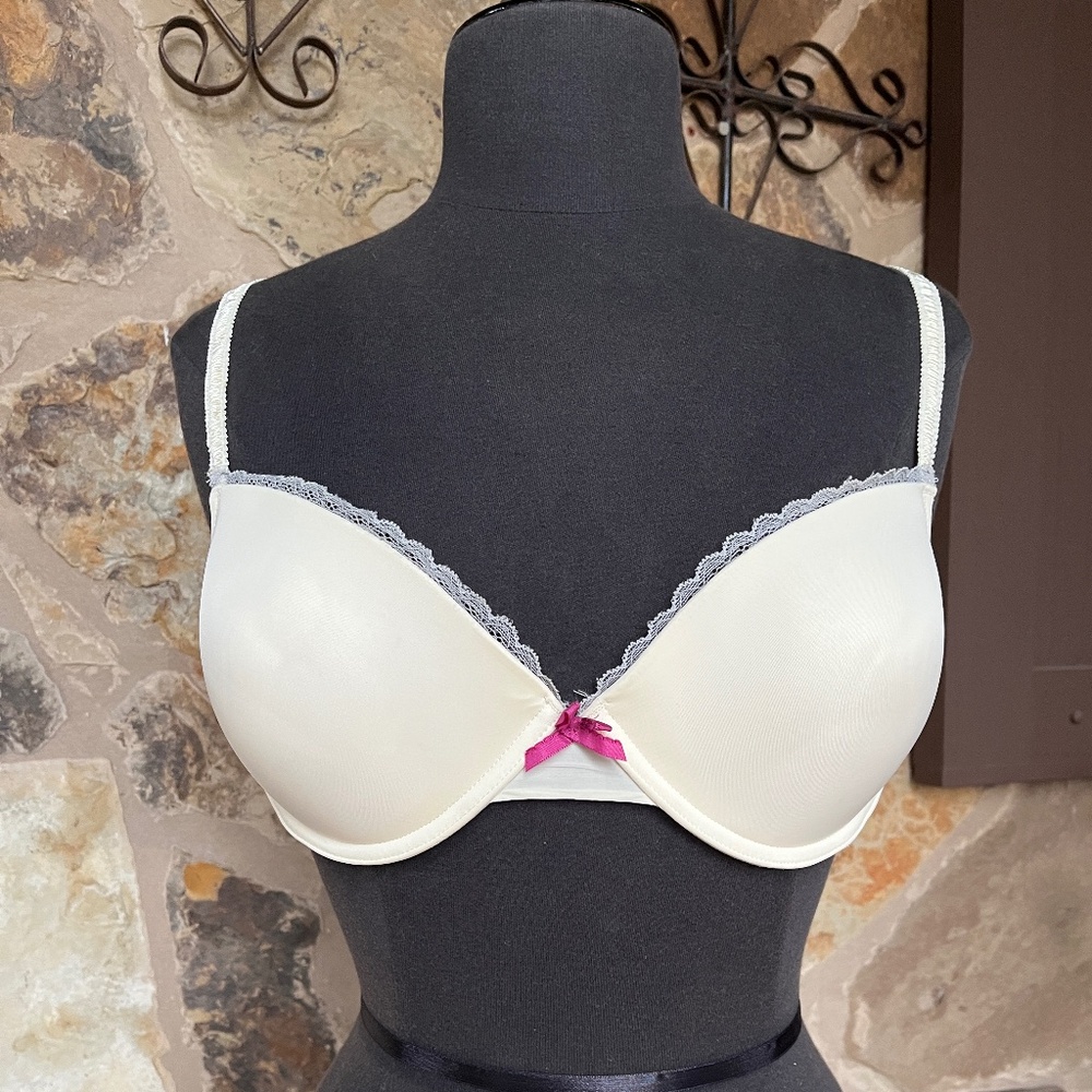 Gilligan and O’Malley Underwire Padded Bra - Size 36D